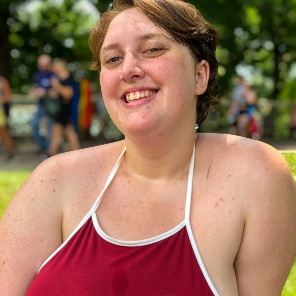 Meet your Posher, Annie